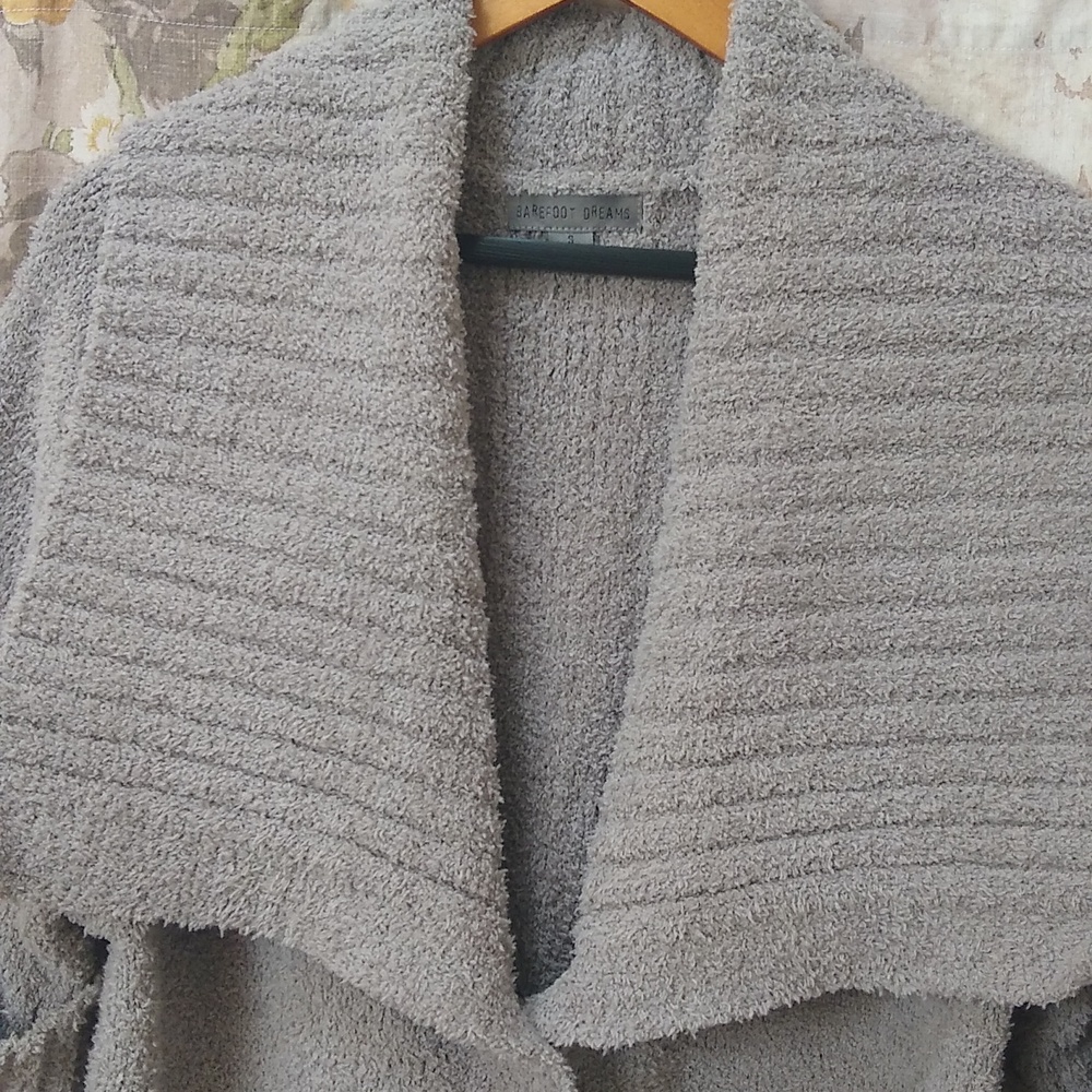 Barefoot Dreams Cardigan - Picture 2 of 9